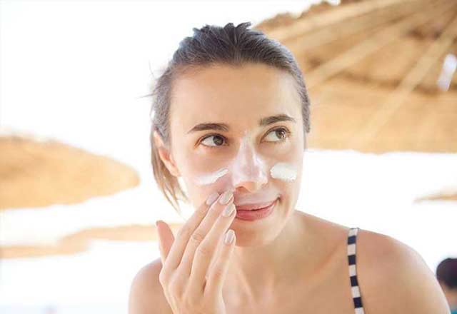 Kem chống nắng có tác dụng bảo vệ da khỏi các tác nhân gây hại